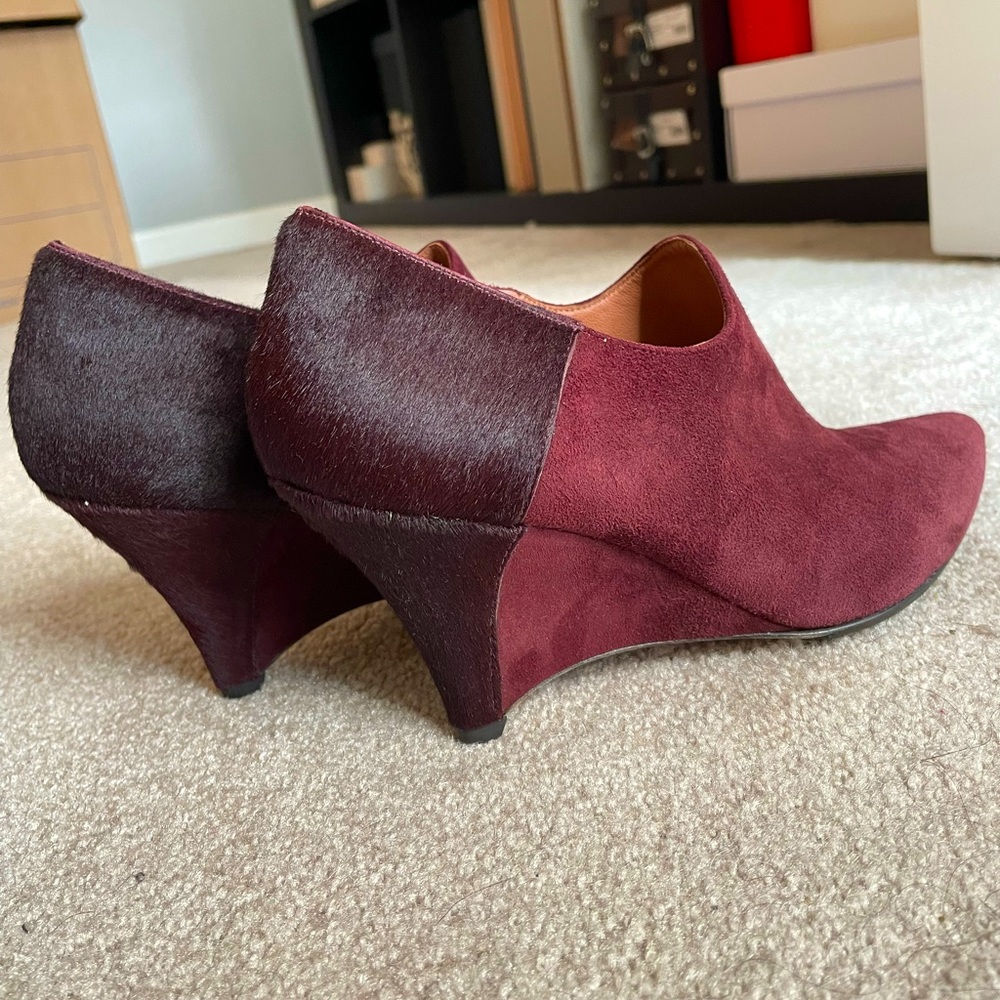 Sigerson Morrison ankle booties sz 6.5. Burgundy colour